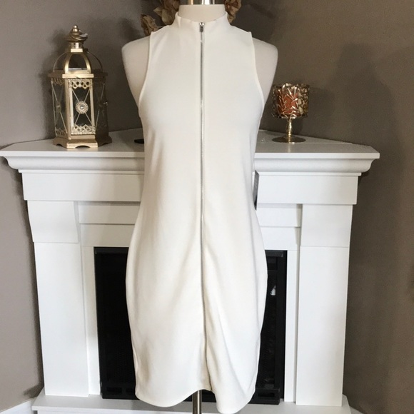 Express Dresses & Skirts - Express Off White Ribbed Zip Front Sheath Dress